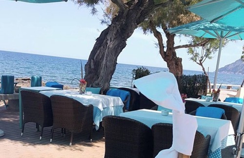 Colonia de Sant Pere House | Coastal Village House, 3-Bed, 2 En-Suite, Sea and Mountain Views, Roof Terrace