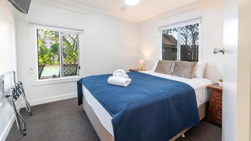 Scarness Apartment | Coconut Palms Spacious 1 Bedroom Apartment