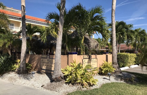 Redington Shores Villa | Coconut Villas 2 BR 2BATH # 3 ππ SMOKE and PET FREE