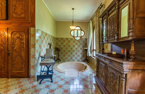 Esparza Other | COLD WHERE YOU ARE? CASTILLO IS WARM AND DRY DATES NOW OPENnFULL STAFF, CHEFnnn