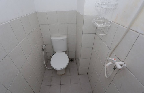 South Tangerang Hotel | Collection O 93700 Aurora Rooms @ Urbantown Serpong