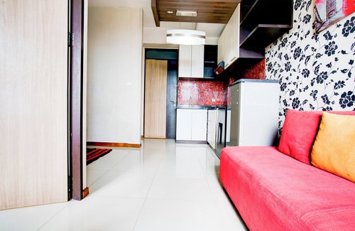 Cimahi Hotel | Collection O Apartment By Boboin Baros Near Stasiun Cimahi