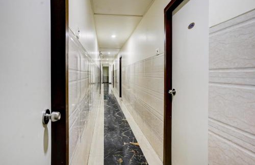 Amarnath Hotel | Collection O Ulhasnagar Railway Station Formerly Hotel Derby