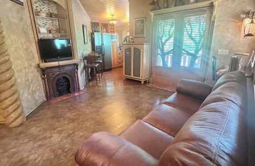 Florence House | Collins Quarters - Full House in the heart of Florence!