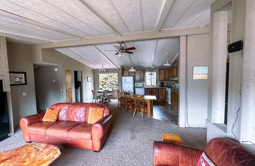 Coos Bay House | Columbus Empire House - Home in Coos Bay, OR