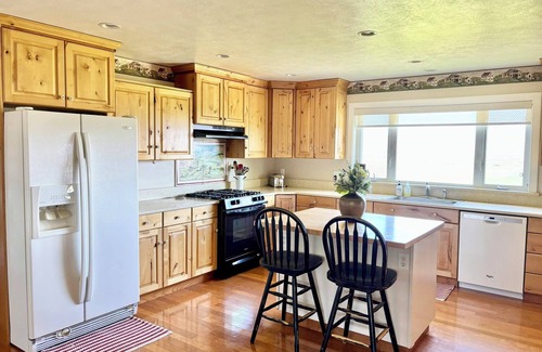 Holbrook Other | Come enjoy peace, simplicity, and nature at our T3 Ranch Guest House.