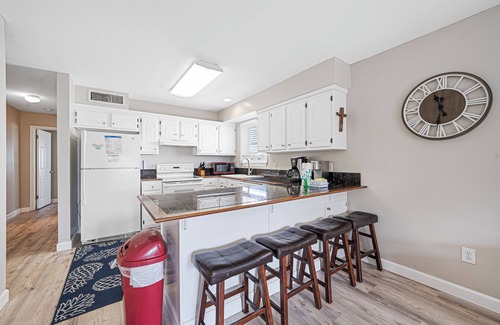 Gulf Shores House | Come On Back 1 Block to Beach Access
