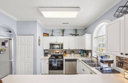 Central Myrtle Beach Condo | Come stay at our MYRTLE BEACH ESCAPE! Minutes from everything!