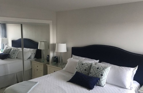 Wilmington Beach Condo | Come visit our Seaside Retreat! OCEANFRONT, TOP FLOOR condo, Carolina Beach, NC