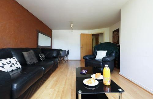 Atlantic Wharf Apartment | Comfort & Convenience in Cardiff!