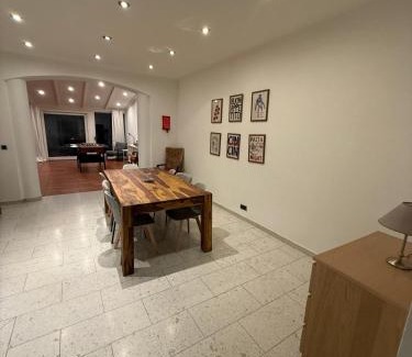 Rhein-Erft-Kreis District House | Comfort in Hürth with pool and fireplace