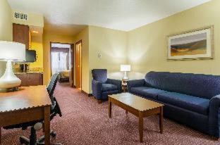 Colby Hotel | Comfort Inn Colby