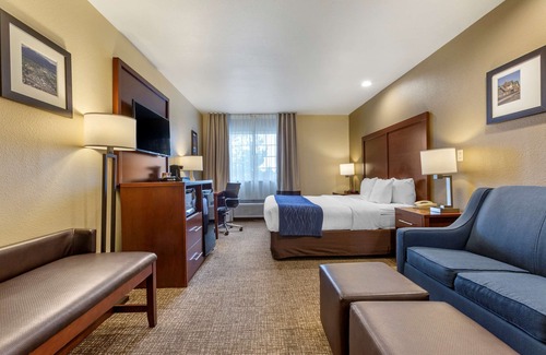 Woodlands Village Hotel | Comfort Inn Flagstaff South I-17