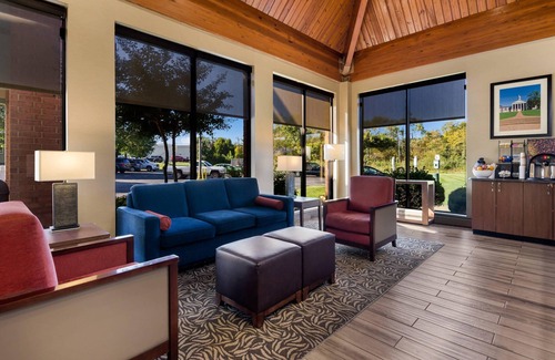 Lexington Hotel | Comfort Inn Lexington Virginia Horse Center
