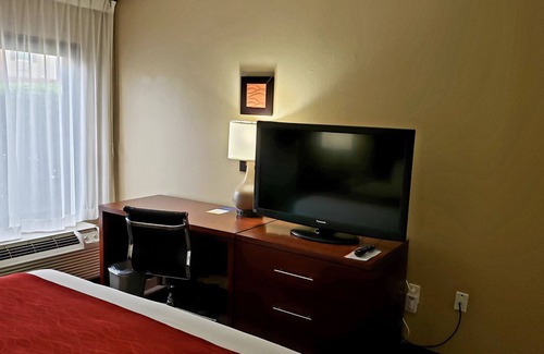Northeast Pensacola Hotel | Comfort Inn Pensacola - University Area