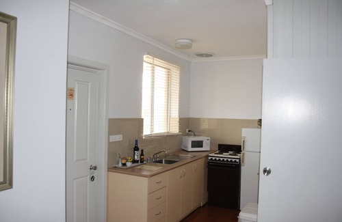 Waterhouse Apartment | Comfort Inn Robe