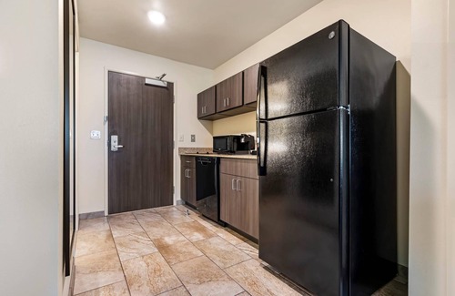 Medina Hotel | Comfort Inn & Suites Medina