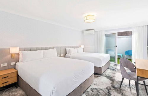 Fairy Meadow Hotel | Comfort Inn Towradgi Beach
