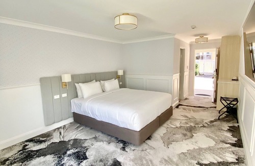 Fairy Meadow Hotel | Comfort Inn Towradgi Beach