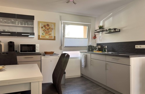 Blankenburg House | Comfort Near Castle Views