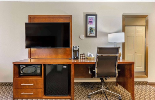 Tempe Hotel | Comfort Suites Phoenix Airport