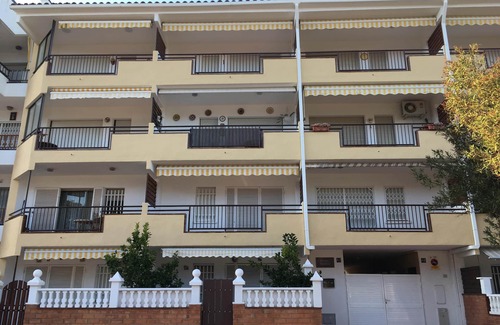 Comarruga Apartment | Comfortable apartment near the beach and Barcelona