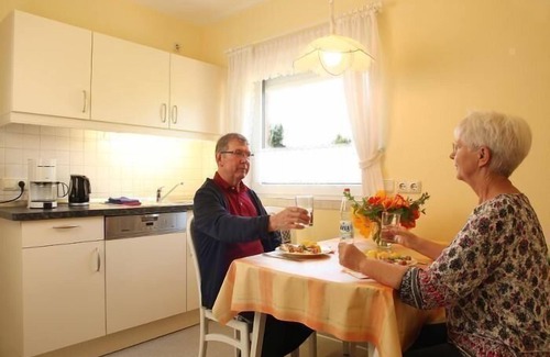 Bockhorn Apartment | Comfortable Apartment in Bockhorn with Private Parking