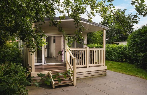 Zuna Ski Chalet | Comfortable chalet with a covered terrace