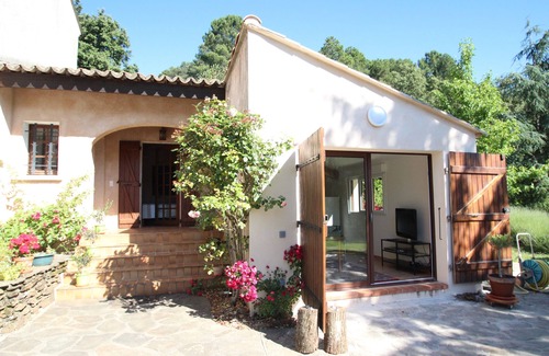 Gagnieres House | Comfortable gite in private nature setting/private pool /large garden