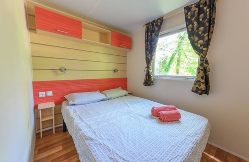 Saint-Cheron House | Comfortable heated and air-conditioned mobile home in the heart of nature, 40 km from Paris!