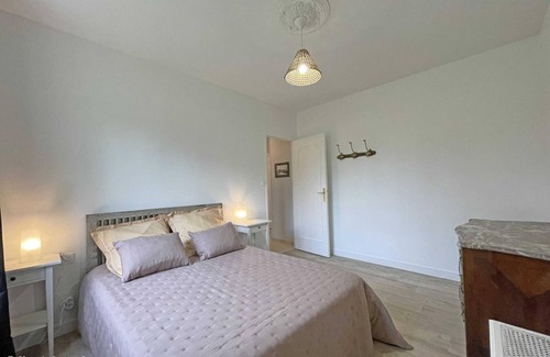 Longny-au-Perche Cottage | Comfortable house in Le Perche with garden and pets allowed