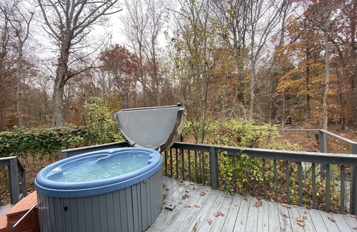 Bushkill House | Comfortable house with a private hot tub in Poconos