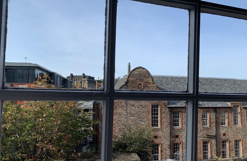 Old Town Apartment | Comfortable Royal Mile apartment