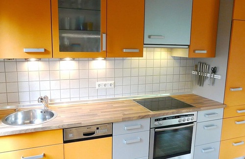 Kasseedorf House | Comfortable vacation home with large garden, electric charging station and fireplace