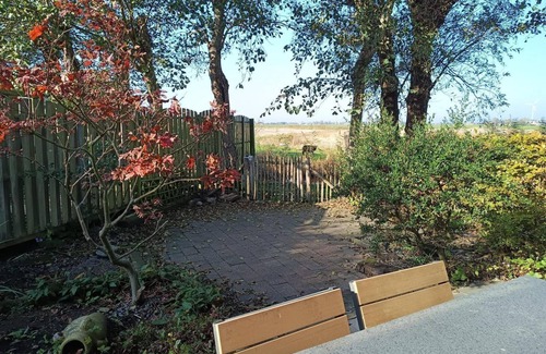 Burgerbrug House | Comfortable vacation home on a small park in Burgerbrug.