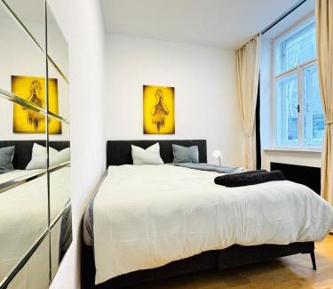 Josefstadt Apartment | Comfy 2BR Apt, for 5P, Easy Access to Stadthalle