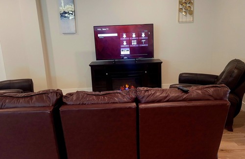 Vancouver House | Comfy, and Beautiful Vacation home in Vancouver WA.