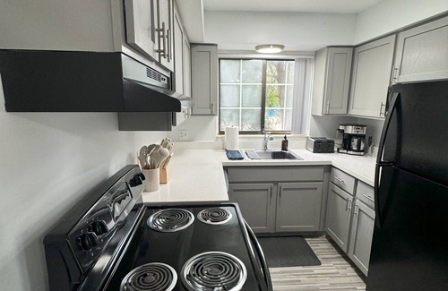 Canton Apartment | Comfy Canton - Centrally Located Extended Stay - 24-Hour Gym, Seasonal Pool