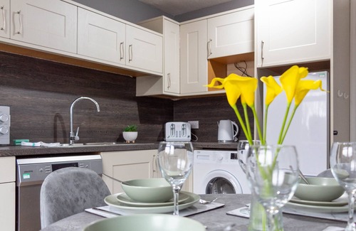 Levenmouth House | Comfy Modern Home in Leven