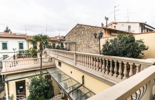 Isolotto Apartment | Comfy portion of property By Villa Il Mosaico