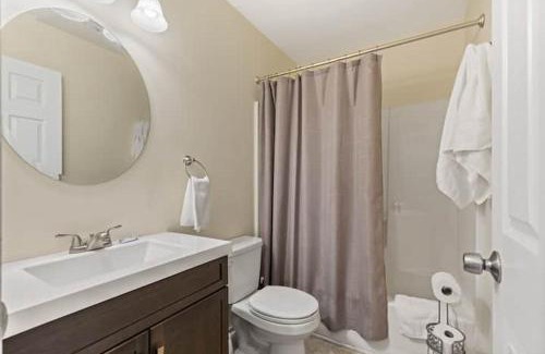 Highspire Apartment | Comfy Stay Modern