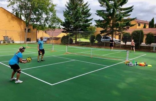 Harbor Springs Condo | Comfy Trout Creek Condo #142 - 2 Bedrooms, 2 Baths with Kitchen, Fireplace. Pretty Wooded View