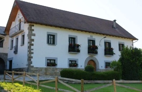 Sarries Cottage | COMPLETE APARTMENT