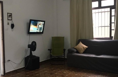 Tupi House | COMPLETE HOUSE WITH GARAGE, WIFI, BARBECUE. AND A POOL TABLE.