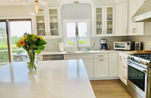 Easton's Point House | Completely Remodeled, Private salt water pool and SPA, walk to 1st and 2nd beach