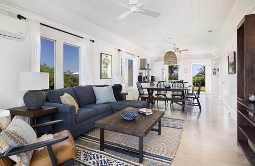 James Cistern House | Compound w/Beach, Pool, Pickleball, Gym, Kayaks, Golf Carts, Views!