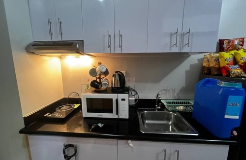 Santo Cristo Condo | Condo in SM North, Quezon City with Pool, Netflix, WiFi, AC