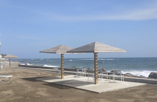 Kittian Village Condo | Condo on the Beach in Frigate Bay