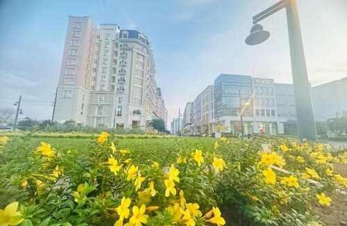 Mandurriao Apartment | Condo with Balcony in Iloilo City