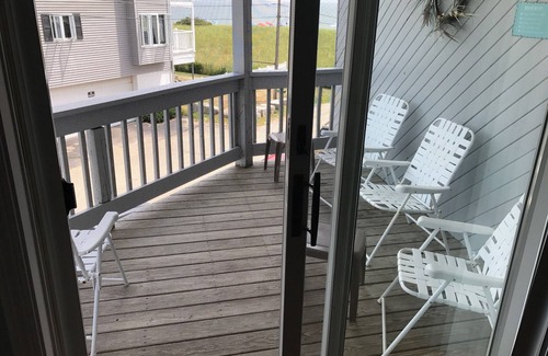 Ocean Park Condo | Condo with beach views just steps from the sand!